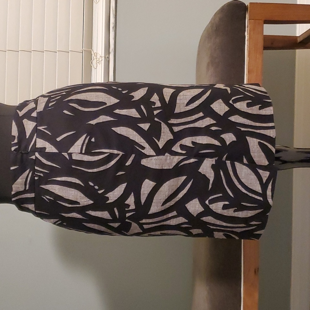 Skirt - Picture 3 of 3